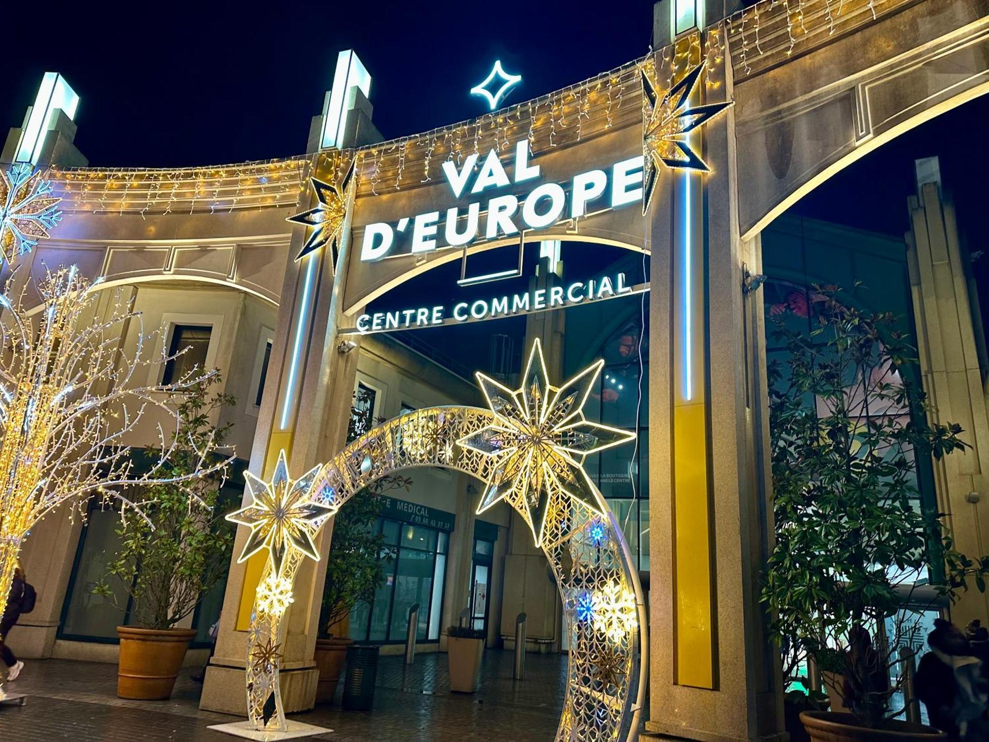 Appt Vue Place De Toscane - 4Min Disneyland-Paris Serris Buitenkant foto